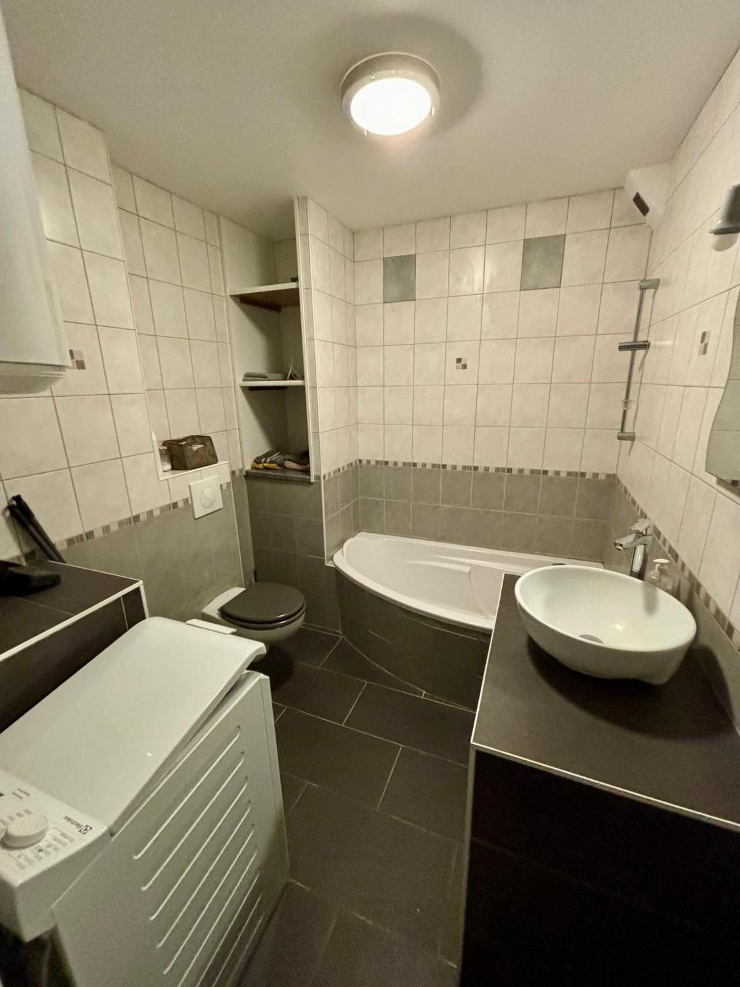 Studio - Baignoire - Pret De Vtt - Lave Linge Le Puy-en-Velay Ngoại thất bức ảnh