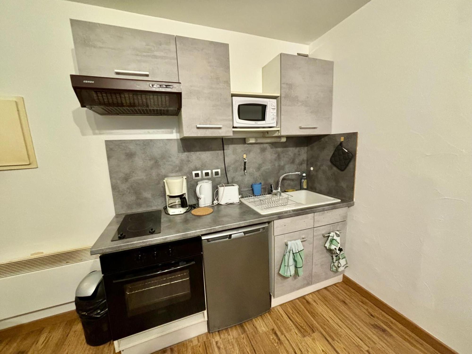 Studio - Baignoire - Pret De Vtt - Lave Linge Le Puy-en-Velay Ngoại thất bức ảnh